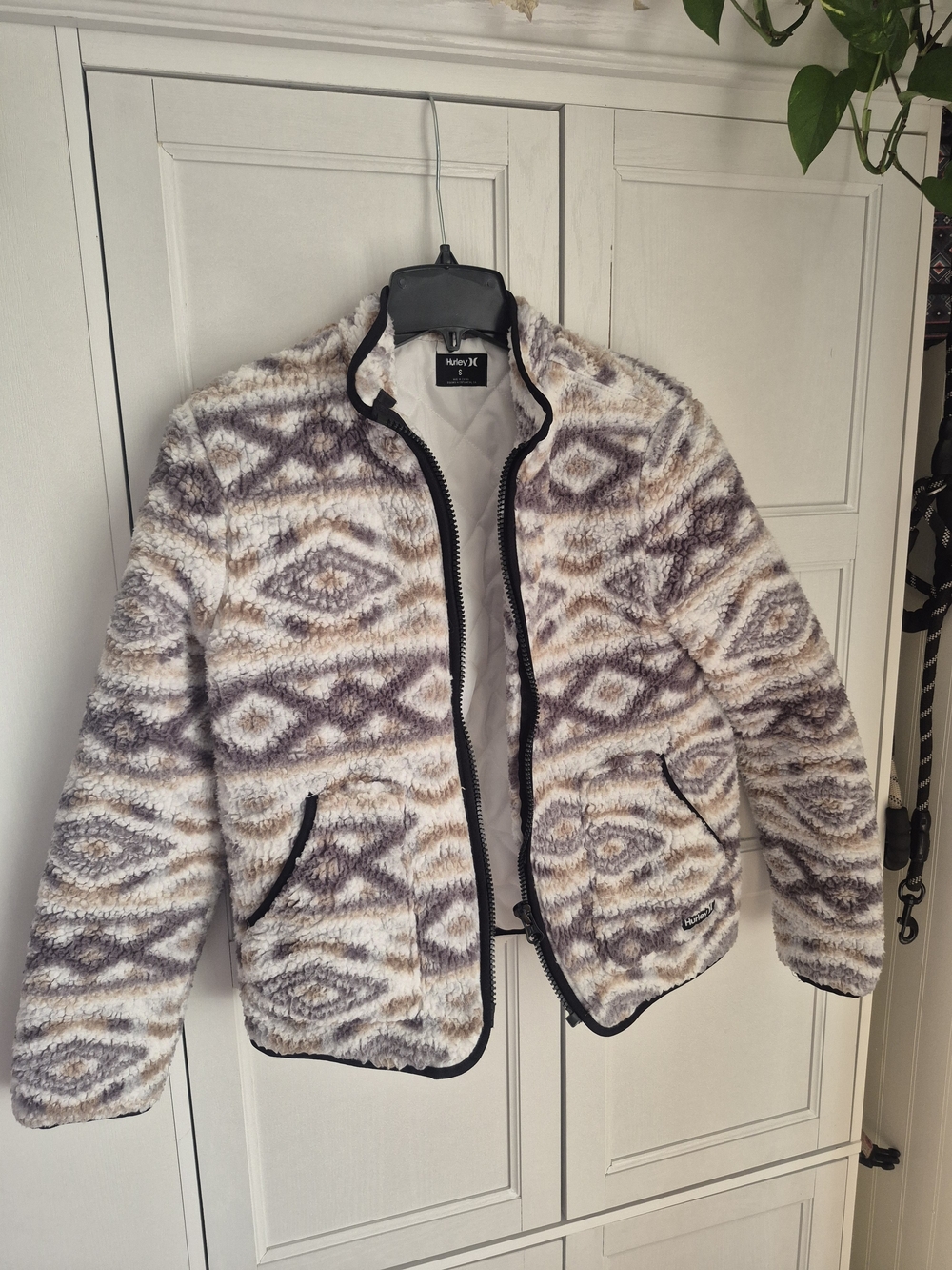 Hurley Cream, Gray and Beige Sherpa Zip Jacket